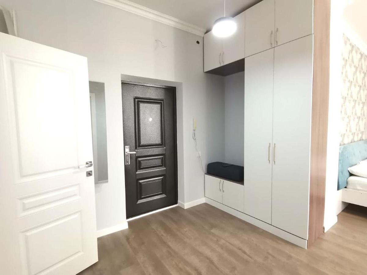 Сканди-Однушка На Пирамиде Promyshlennyy Exterior foto